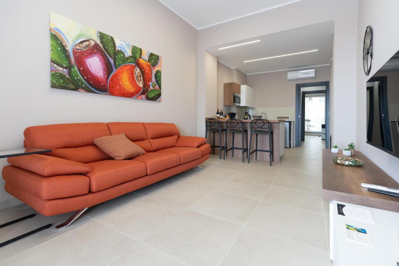 Iitana Luxury Apartment - Fronte Mare Con Vasca Idromassaggio Katanya Dış mekan fotoğraf