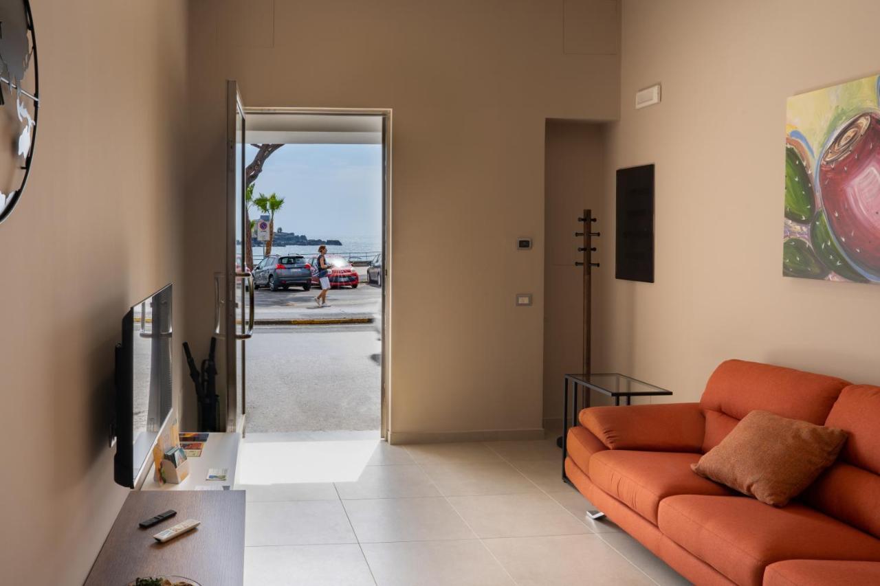 Iitana Luxury Apartment - Fronte Mare Con Vasca Idromassaggio Katanya Dış mekan fotoğraf