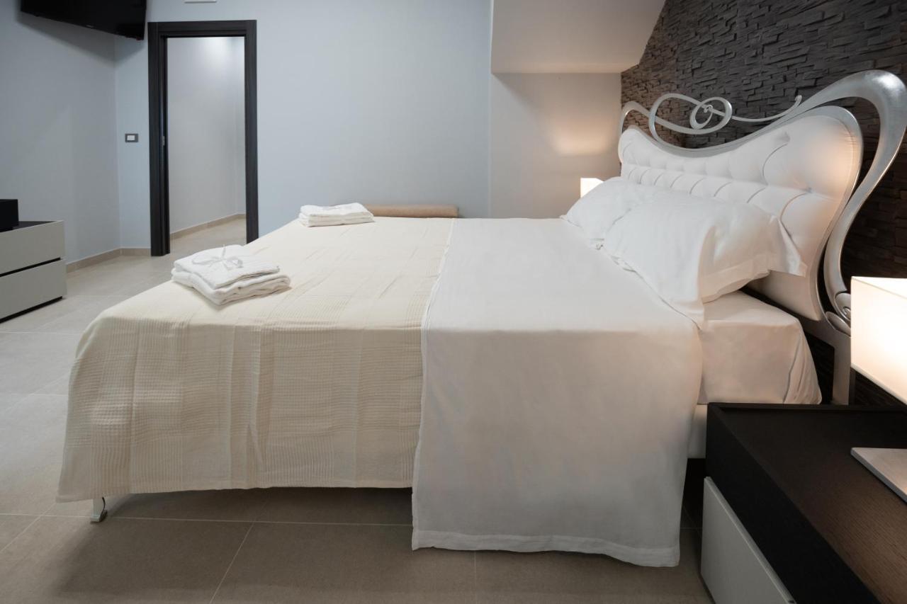 Iitana Luxury Apartment - Fronte Mare Con Vasca Idromassaggio Katanya Dış mekan fotoğraf