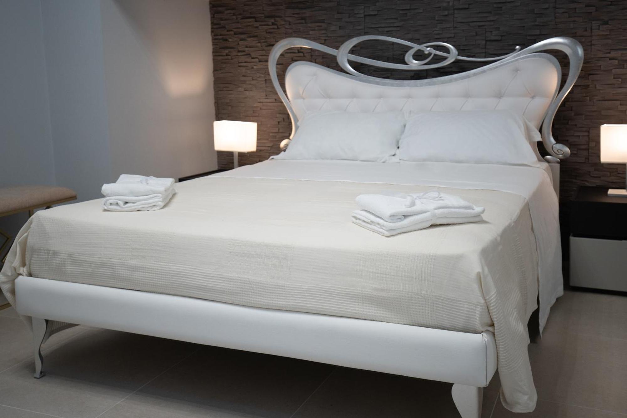 Iitana Luxury Apartment - Fronte Mare Con Vasca Idromassaggio Katanya Dış mekan fotoğraf