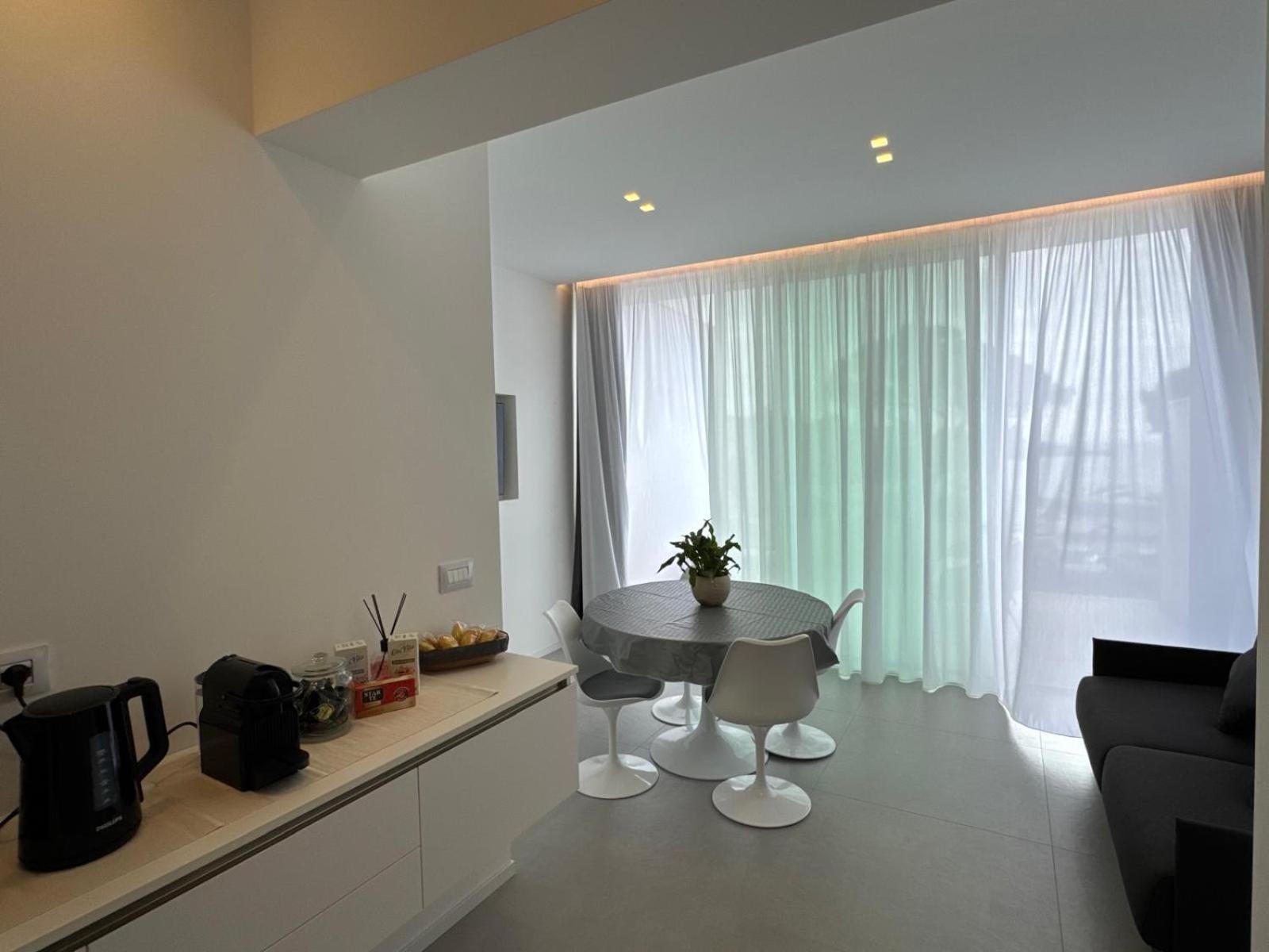Iitana Luxury Apartment - Fronte Mare Con Vasca Idromassaggio Katanya Dış mekan fotoğraf